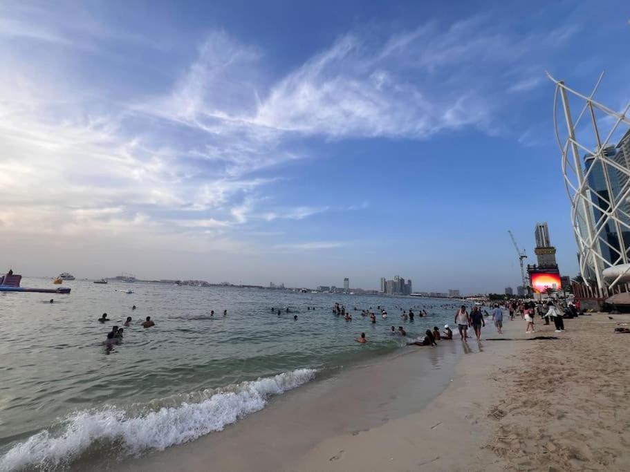 Jumeirah Beach Residents, Free Parking Dubai Exterior photo