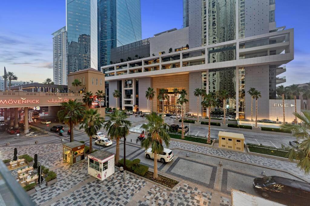 Jumeirah Beach Residents, Free Parking Dubai Exterior photo